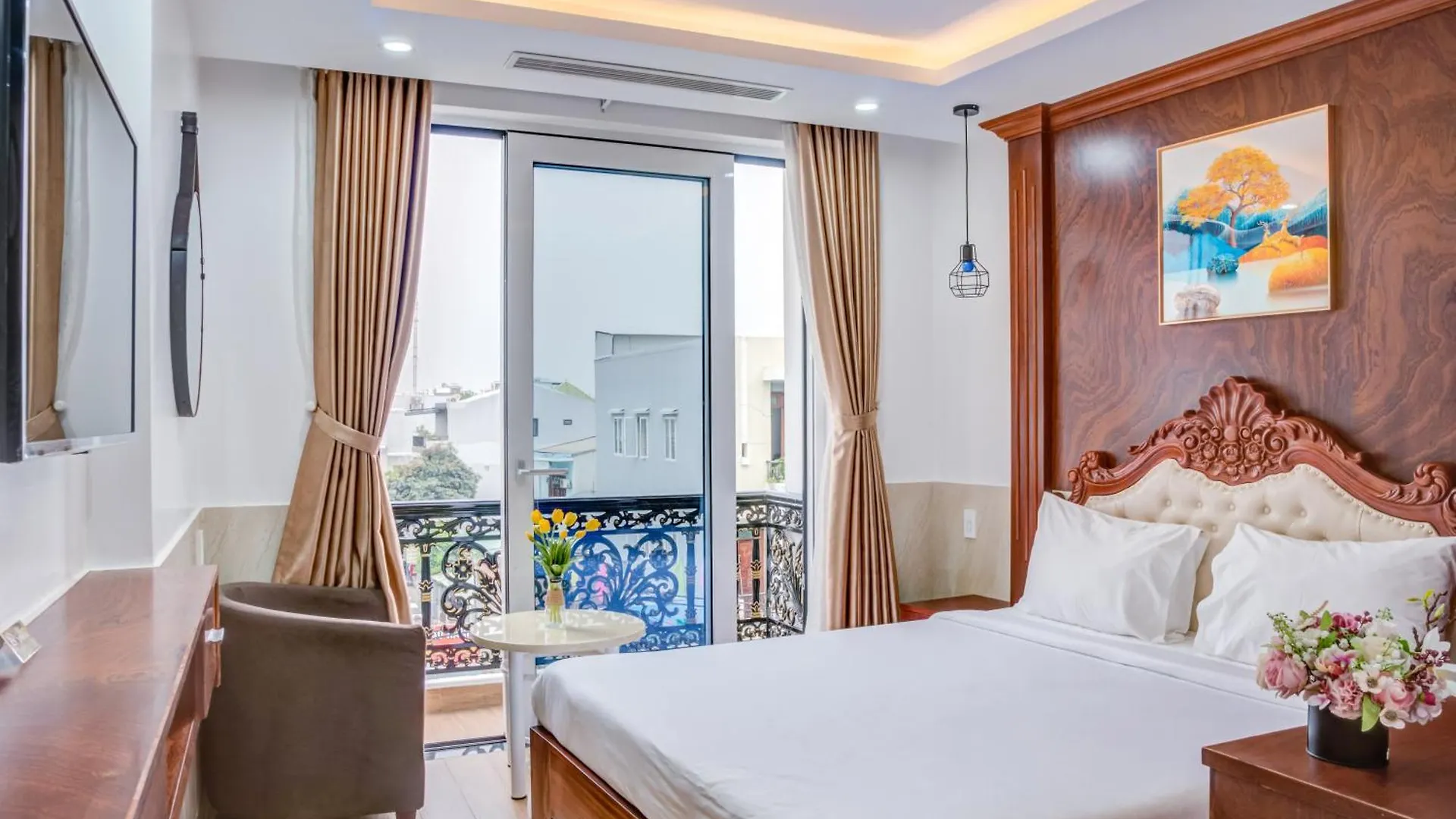 Phan Van 2 Hotel Da Nang Vietnam